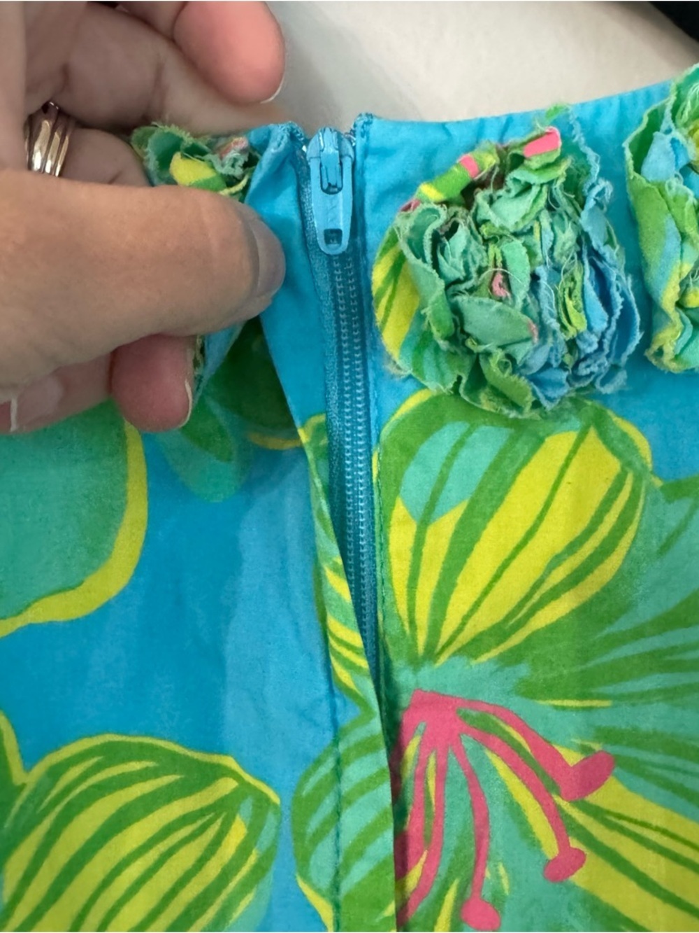 Lilly Pulitzer Girls Sleeveless Green, Blue, Pink Floral Dress Sz 10 GUC - Picture 6 of 7